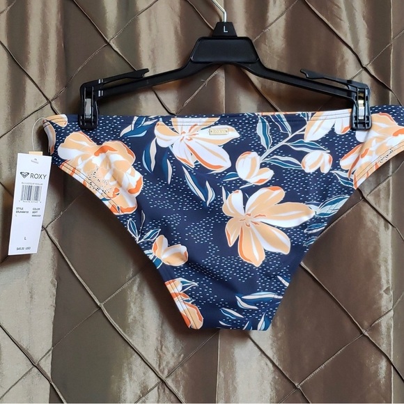 SWIM MASHUP: NWT- Lot of Roxy ‘Lillie’s’ and Sun & Sea Side Tie Bikini Bottoms - Picture 5 of 12